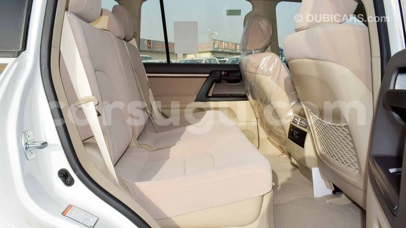 Big with watermark toyota land cruiser burkina faso import dubai 5244