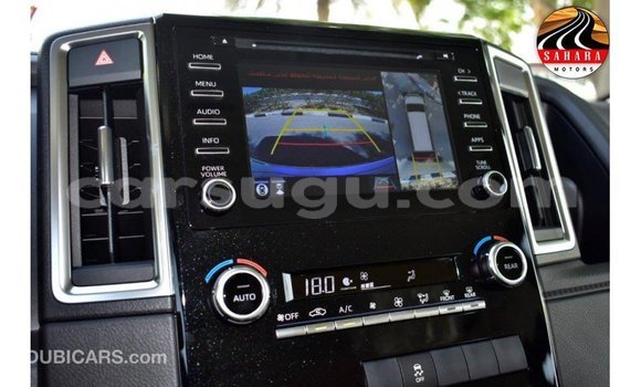 Buy Import Toyota Granvia White Car in Import - Dubai in Burkina Faso Buy Import Toyota Granvia White Car in Import - Dubai in Burkina Faso