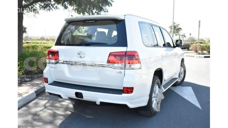 Big with watermark toyota land cruiser burkina faso import dubai 5250