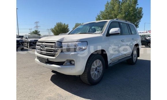Buy Import Toyota Land Cruiser White Car in Import - Dubai in Burkina Faso Buy Import Toyota Land Cruiser White Car in Import - Dubai in Burkina Faso