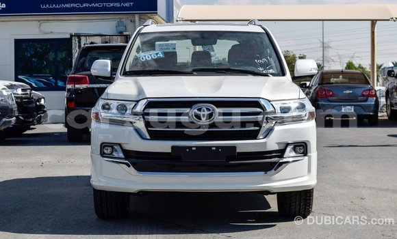 Buy Import Toyota Land Cruiser White Car in Import - Dubai in Burkina Faso Buy Import Toyota Land Cruiser White Car in Import - Dubai in Burkina Faso