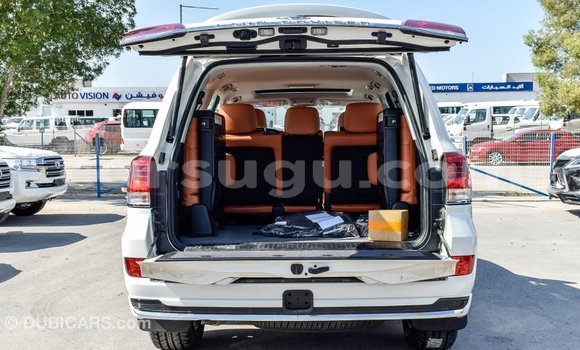 Buy Import Toyota Land Cruiser White Car in Import - Dubai in Burkina Faso Buy Import Toyota Land Cruiser White Car in Import - Dubai in Burkina Faso
