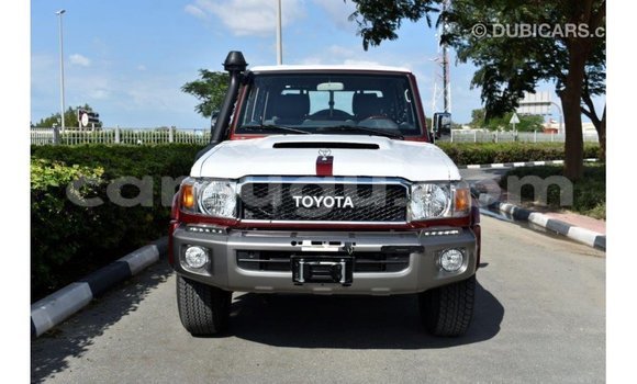 Buy Import Toyota Land Cruiser Red Car in Import - Dubai in Burkina Faso Buy Import Toyota Land Cruiser Red Car in Import - Dubai in Burkina Faso
