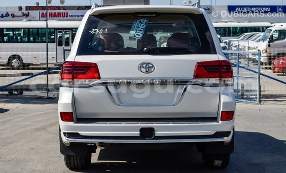 Buy Import Toyota Land Cruiser White Car in Import - Dubai in Burkina Faso Buy Import Toyota Land Cruiser White Car in Import - Dubai in Burkina Faso