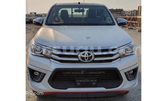 Buy Import Toyota Hilux White Car in Import - Dubai in Burkina Faso Buy Import Toyota Hilux White Car in Import - Dubai in Burkina Faso