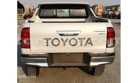 Buy Import Toyota Hilux White Car in Import - Dubai in Burkina Faso Buy Import Toyota Hilux White Car in Import - Dubai in Burkina Faso
