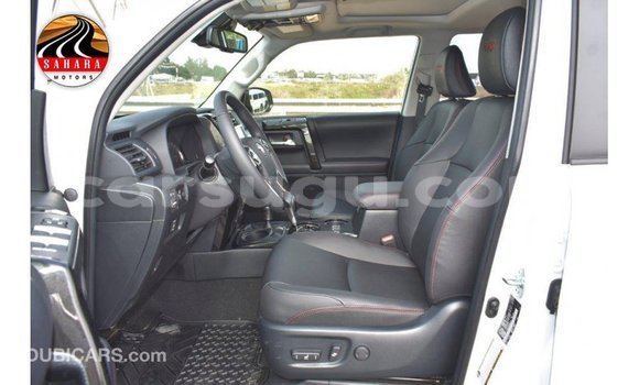 Buy Import Toyota HiAce White Truck in Import - Dubai in Burkina Faso Buy Import Toyota HiAce White Truck in Import - Dubai in Burkina Faso