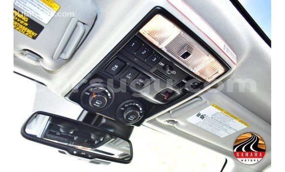 Buy Import Toyota HiAce White Truck in Import - Dubai in Burkina Faso Buy Import Toyota HiAce White Truck in Import - Dubai in Burkina Faso