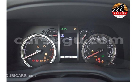 Buy Import Toyota HiAce White Truck in Import - Dubai in Burkina Faso Buy Import Toyota HiAce White Truck in Import - Dubai in Burkina Faso