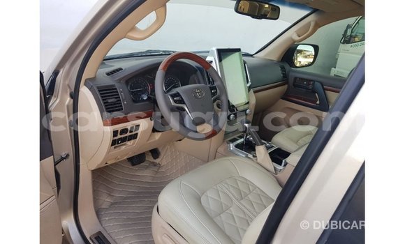 Sayi Imported Toyota Land Cruiser Sauran Mota in Import - Dubai a Burkina Faso Sayi Imported Toyota Land Cruiser Sauran Mota in Import - Dubai a Burkina Faso