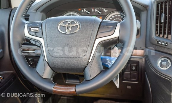 Buy Import Toyota Land Cruiser White Car in Import - Dubai in Burkina Faso Buy Import Toyota Land Cruiser White Car in Import - Dubai in Burkina Faso