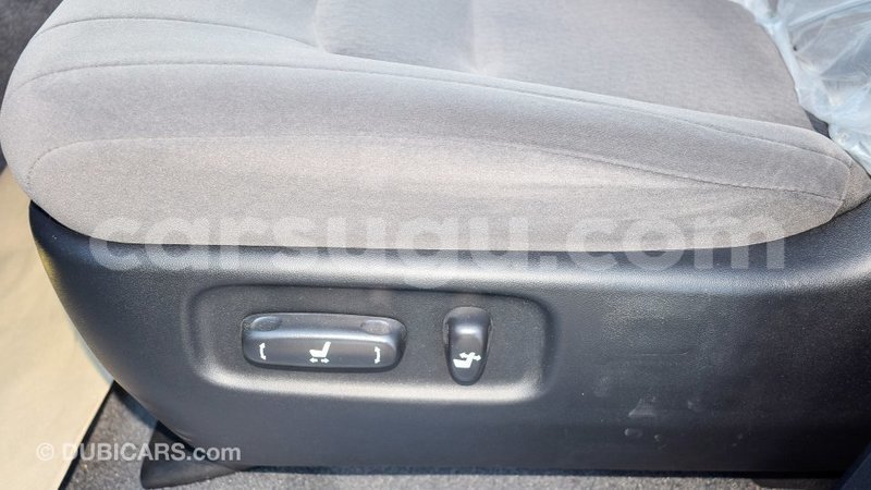 Big with watermark toyota land cruiser burkina faso import dubai 5280