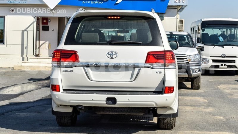Big with watermark toyota land cruiser burkina faso import dubai 5280