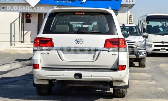 Buy Import Toyota Land Cruiser White Car in Import - Dubai in Burkina Faso Buy Import Toyota Land Cruiser White Car in Import - Dubai in Burkina Faso