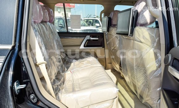 Buy Import Toyota Land Cruiser Black Car in Import - Dubai in Burkina Faso Buy Import Toyota Land Cruiser Black Car in Import - Dubai in Burkina Faso