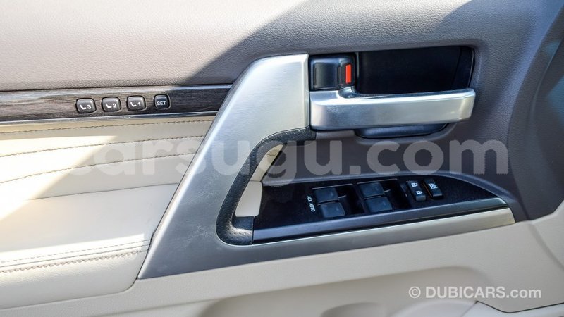 Big with watermark toyota land cruiser burkina faso import dubai 5281