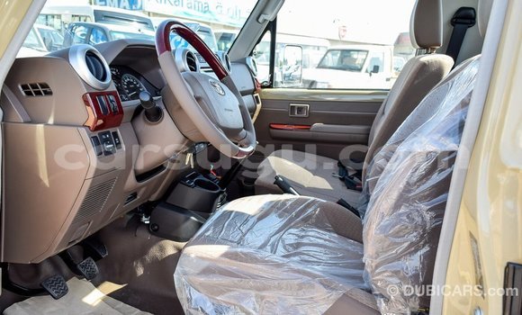 Buy Import Toyota Land Cruiser Beige Car in Import - Dubai in Burkina Faso Buy Import Toyota Land Cruiser Beige Car in Import - Dubai in Burkina Faso