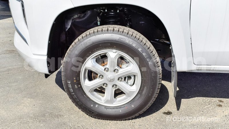 Big with watermark mitsubishi l200 burkina faso import dubai 5285