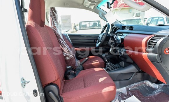 Buy Import Toyota Hilux White Car in Import - Dubai in Burkina Faso Buy Import Toyota Hilux White Car in Import - Dubai in Burkina Faso
