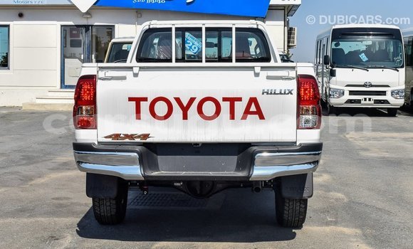 Buy Import Toyota Hilux White Car in Import - Dubai in Burkina Faso Buy Import Toyota Hilux White Car in Import - Dubai in Burkina Faso