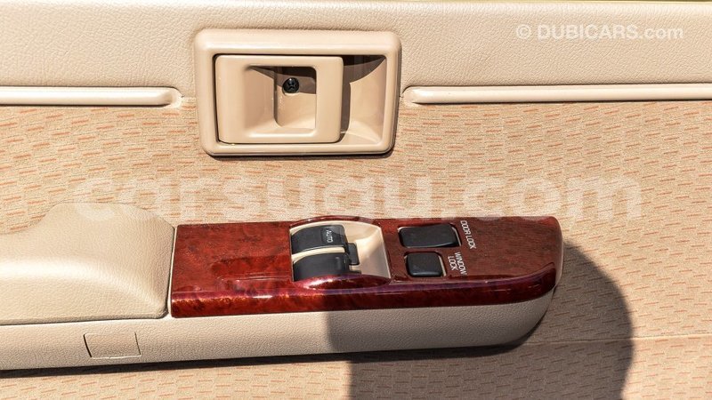 Big with watermark toyota land cruiser burkina faso import dubai 5294