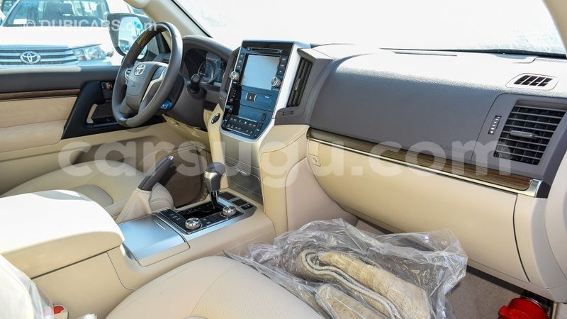 Big with watermark toyota land cruiser burkina faso import dubai 5296