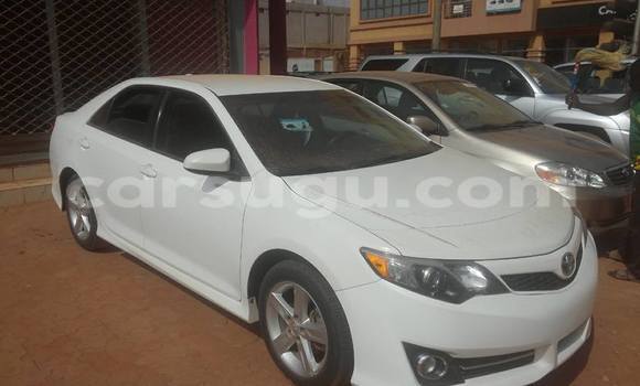 Acheter Neuf Voiture Toyota Camry Noir à Ouagadougou, Burkina-Faso Acheter Neuf Voiture Toyota Camry Noir à Ouagadougou, Burkina-Faso