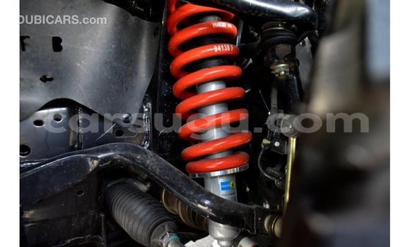 Sayi Imported Toyota Hilux Black Mota in Import - Dubai a Burkina Faso Sayi Imported Toyota Hilux Black Mota in Import - Dubai a Burkina Faso