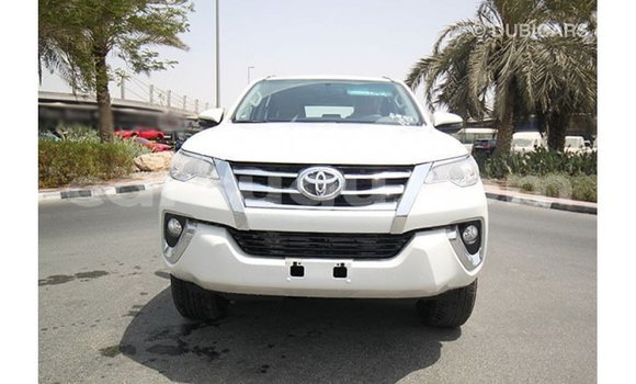 Buy Import Toyota Fortuner White Car in Import - Dubai in Burkina Faso Buy Import Toyota Fortuner White Car in Import - Dubai in Burkina Faso
