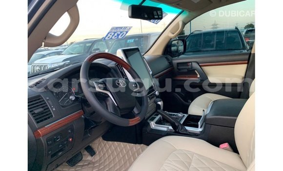 Sayi Imported Toyota Land Cruiser Blue Mota in Import - Dubai a Burkina Faso Sayi Imported Toyota Land Cruiser Blue Mota in Import - Dubai a Burkina Faso