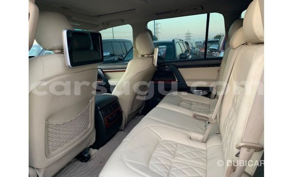 Sayi Imported Toyota Land Cruiser Blue Mota in Import - Dubai a Burkina Faso Sayi Imported Toyota Land Cruiser Blue Mota in Import - Dubai a Burkina Faso