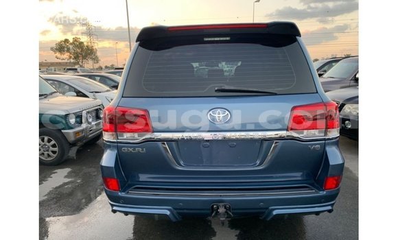 Sayi Imported Toyota Land Cruiser Blue Mota in Import - Dubai a Burkina Faso Sayi Imported Toyota Land Cruiser Blue Mota in Import - Dubai a Burkina Faso