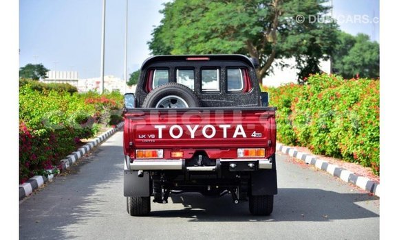 Sayi Imported Toyota Land Cruiser Red Mota in Import - Dubai a Burkina Faso Sayi Imported Toyota Land Cruiser Red Mota in Import - Dubai a Burkina Faso