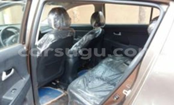 Acheter Neuf Voiture Kia Sportage Gris à Ouagadougou, Burkina-Faso Acheter Neuf Voiture Kia Sportage Gris à Ouagadougou, Burkina-Faso