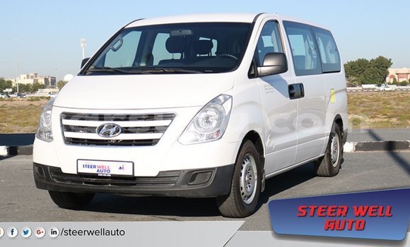 Sayi Imported Hyundai Accent White Mota in Import - Dubai a Burkina Faso Sayi Imported Hyundai Accent White Mota in Import - Dubai a Burkina Faso