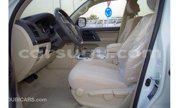 Buy Import Toyota Land Cruiser White Car in Import - Dubai in Burkina Faso Buy Import Toyota Land Cruiser White Car in Import - Dubai in Burkina Faso