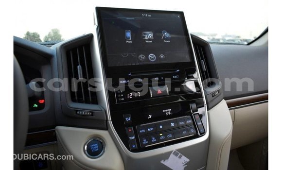 Buy Import Toyota Land Cruiser White Car in Import - Dubai in Burkina Faso Buy Import Toyota Land Cruiser White Car in Import - Dubai in Burkina Faso