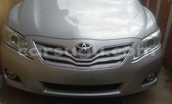 Acheter Neuf Voiture Toyota Camry Marron à Ouagadougou, Burkina-Faso Acheter Neuf Voiture Toyota Camry Marron à Ouagadougou, Burkina-Faso