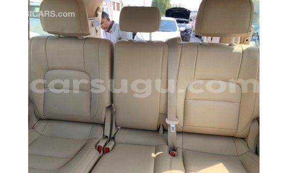 Sayi Imported Toyota Land Cruiser White Mota in Import - Dubai a Burkina Faso Sayi Imported Toyota Land Cruiser White Mota in Import - Dubai a Burkina Faso