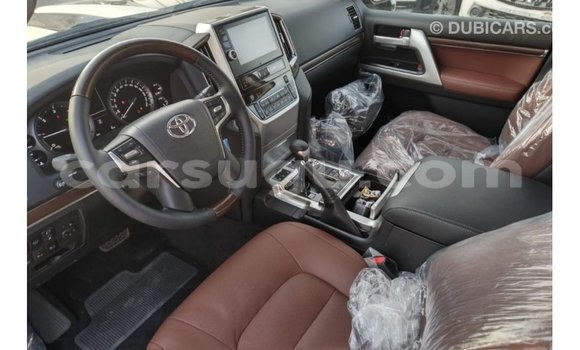 Buy Import Toyota Land Cruiser White Car in Import - Dubai in Burkina Faso Buy Import Toyota Land Cruiser White Car in Import - Dubai in Burkina Faso