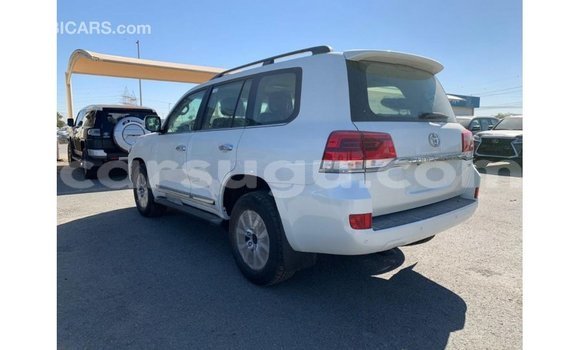 Buy Import Toyota Land Cruiser White Car in Import - Dubai in Burkina Faso Buy Import Toyota Land Cruiser White Car in Import - Dubai in Burkina Faso