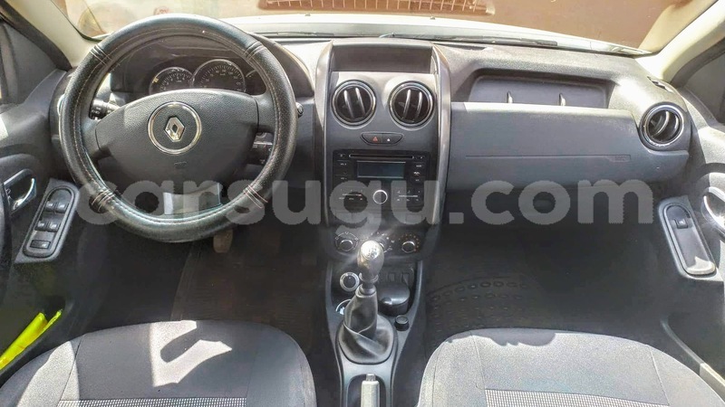 Big with watermark renault duster burkina faso bobo dioulasso 5371