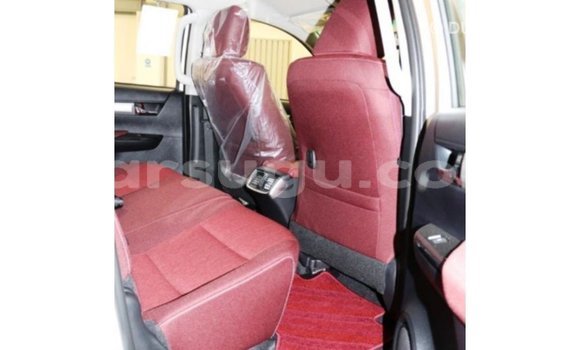 Buy Import Toyota Hilux White Car in Import - Dubai in Burkina Faso Buy Import Toyota Hilux White Car in Import - Dubai in Burkina Faso