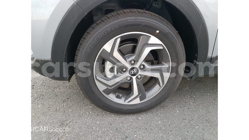Big with watermark hyundai creta burkina faso import dubai 5383