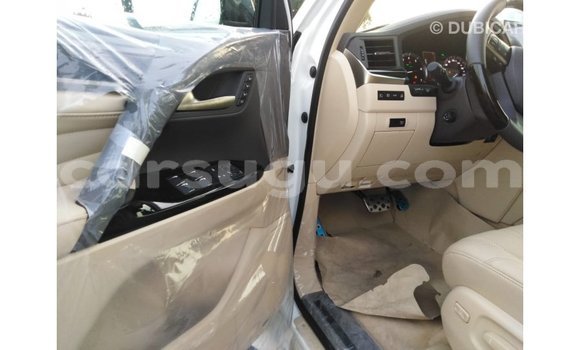 Sayi Imported Lexus LX White Mota in Import - Dubai a Burkina Faso Sayi Imported Lexus LX White Mota in Import - Dubai a Burkina Faso