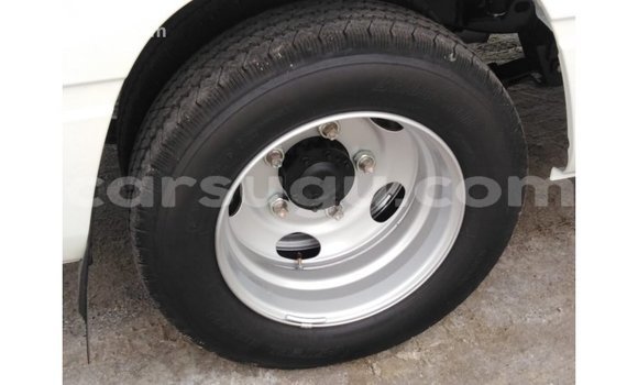 Sayi Imported Toyota Coaster White Mota in Import - Dubai a Burkina Faso Sayi Imported Toyota Coaster White Mota in Import - Dubai a Burkina Faso