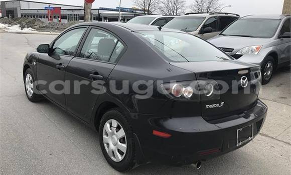 Acheter Neuf Voiture Mazda 326 Noir à Ouagadougou, Burkina-Faso Acheter Neuf Voiture Mazda 326 Noir à Ouagadougou, Burkina-Faso