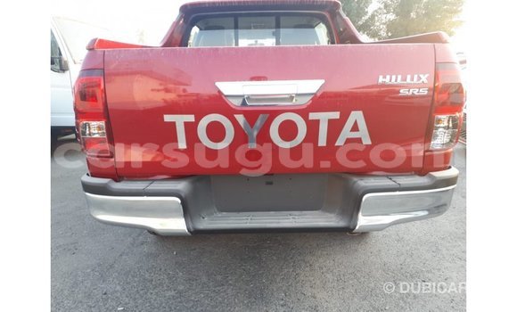 Sayi Imported Toyota Hilux Red Mota in Import - Dubai a Burkina Faso Sayi Imported Toyota Hilux Red Mota in Import - Dubai a Burkina Faso