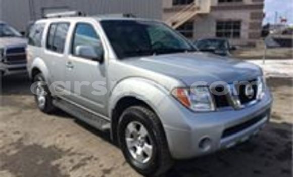 Acheter Neuf Voiture Nissan Pathfinder Gris à Ouagadougou, Burkina-Faso Acheter Neuf Voiture Nissan Pathfinder Gris à Ouagadougou, Burkina-Faso