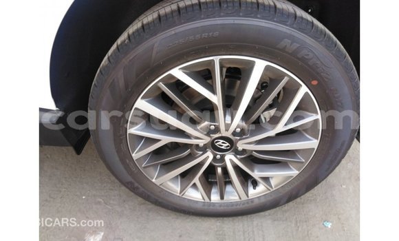 Acheter Import Voiture Hyundai Tucson Blanc à Import - Dubai, Burkina-Faso Acheter Import Voiture Hyundai Tucson Blanc à Import - Dubai, Burkina-Faso